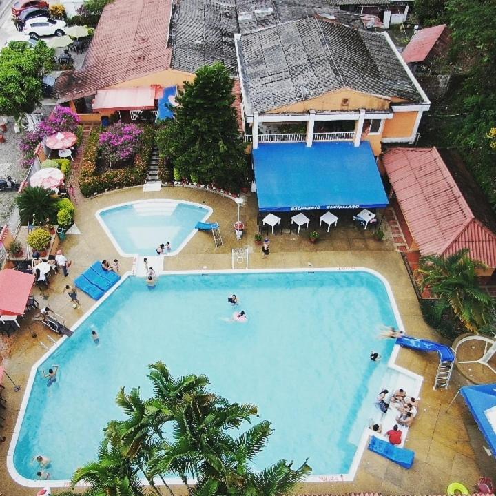 Balneario Chorillano Hotel Villavicencio Exterior foto